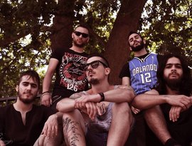 Kin Beneath Chorus 的头像