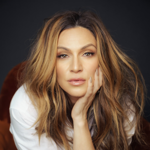 Shoshana Bean