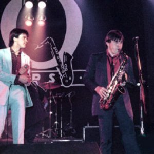 Paul Young & The Q-Tips 的头像