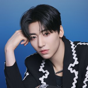 Avatar for YANGDONGHWA