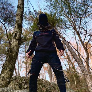 Moncreep 的头像