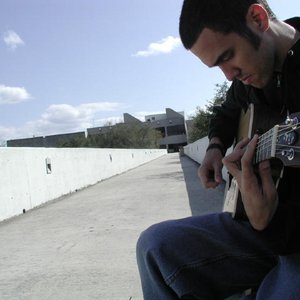 George Martinez 的头像