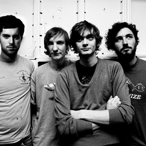 DD/MM/YYYY photo provided by Last.fm