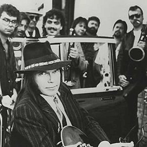 Neil Young and Bluenote Café 的头像