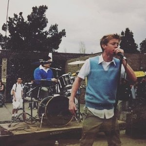 Dreaming in Blue 的头像