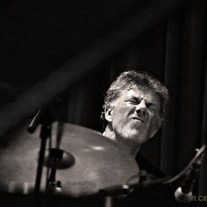 Tiziano Tononi feat. William Parker and Emanuele Parrini 的头像