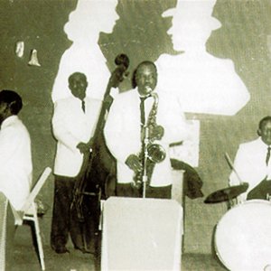 Louis Brooks & His Hi-Toppers 的头像