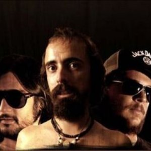 “Los Chevynovas”的封面