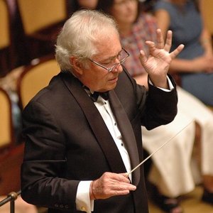 Avatar de Libor Pešek: Slovak Philharmonic Orchestra