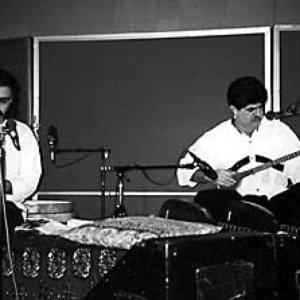 “Ali-Akbar Moradi, Pejman Hadadi”的封面