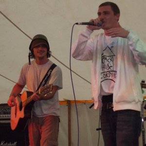 Danny PiG & No-Change