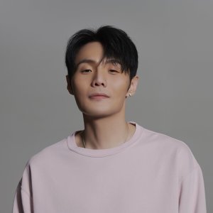 Ronghao Li için avatar