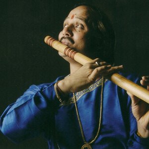 Ronu Majumdar 的头像