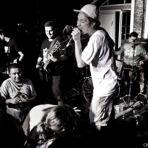 Garage Fuzz photo provided by Last.fm