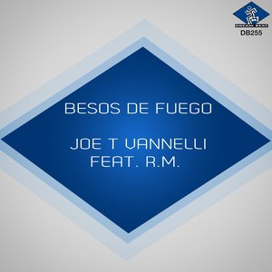 Besos de Fuego (feat. R.M.)