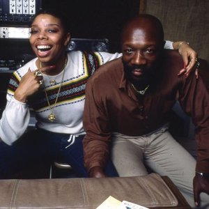“Millie Jackson & Isaac Hayes”的封面