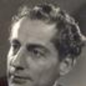 “Adam Khudoyan”的封面
