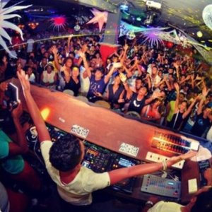 DJ Avi S 的头像