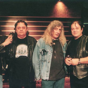 Pasărea Colibri photo provided by Last.fm