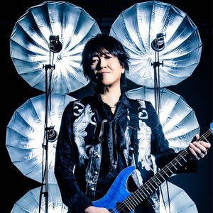 e-ZUKA (from GRANRODEO) 的头像
