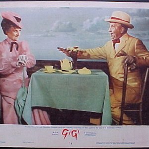 Maurice Chevalier & Hermione Gingold 的头像