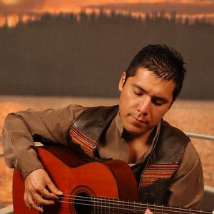 César Páucar 的头像