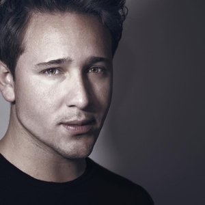 Avatar for César Robles