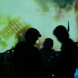 Mediocres. 的头像