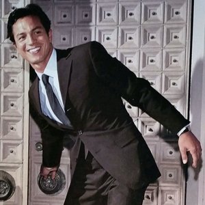 Benjamin Bratt 的头像