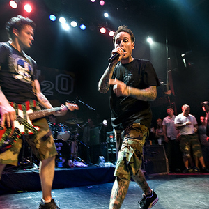 H₂O photo provided by Last.fm