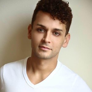 Michael Longoria 的头像