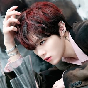 KIM WOO SEOK için avatar