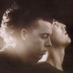 2TM - Tears for Fears - Everybody Rules The World was released on