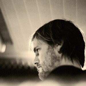 Avatar for Geoff Barrow