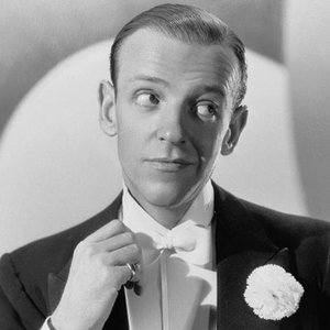 Fred Astaire & The RKO Radio Studio Chorus & Orchestra / George & Ira Gershwin 的头像