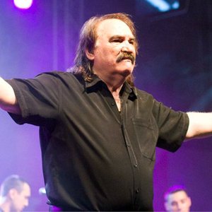 Mate Mišo Kovač 的头像