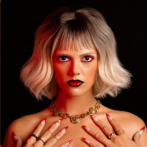 Savage - Single
