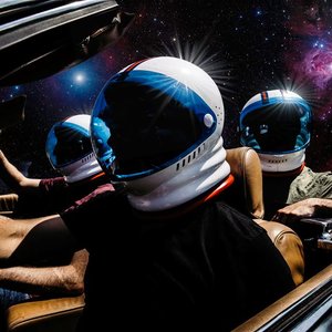 Cosmic Carpool のアバター