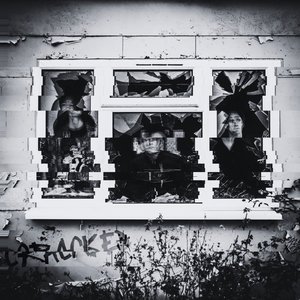 Cracked - Single