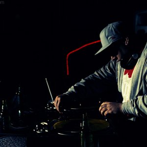 Dj Neoteric 的头像