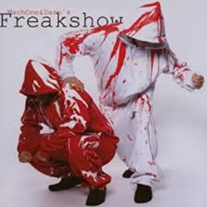 Freakshow (feat. Darn)