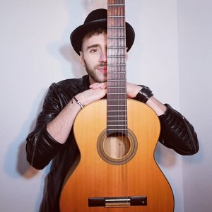 Stelian 的头像