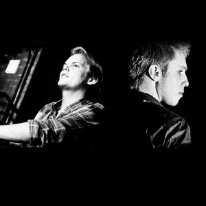 'Avicii vs. Nicky Romero'の画像