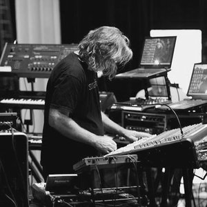 Steve Roach のアバター