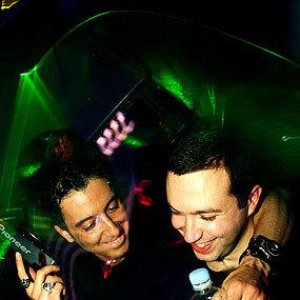 Zoo Brazil And Nic Fanciulli 的头像