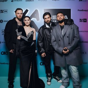 Andro, ELMAN, TONI & MONA 的头像