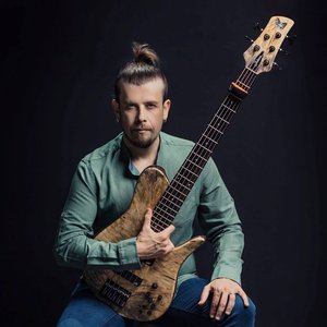 Oytun Ersan 的头像