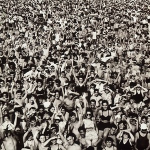 “Listen Without Prejudice Vol.1”的封面