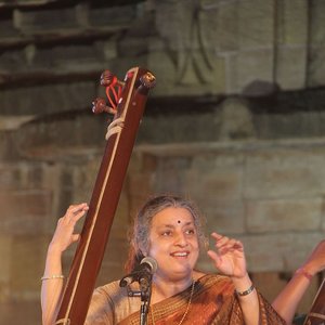 Ashwini Bhide Deshpande のアバター