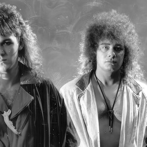 St Helens のアバター